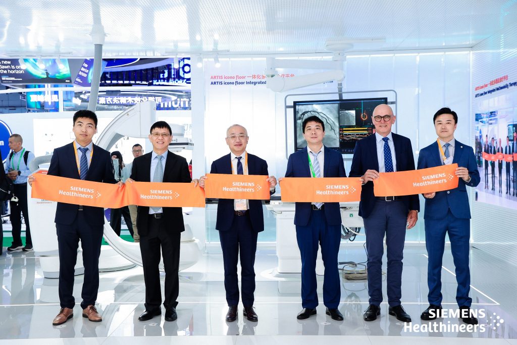 Co-creación global con perspectiva local: el sistema integrado DSA-OCT de Siemens y Vivolight Medical, que marca el comienzo de una nueva era para el laboratorio de cateterismo inteligente
