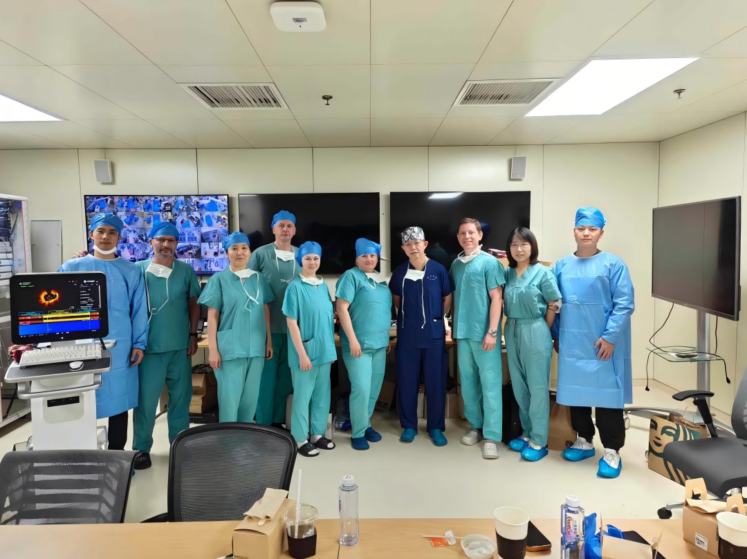 Implementación de OCT Exchange en la práctica clínica real en el Hospital Fuwai de Pekín.